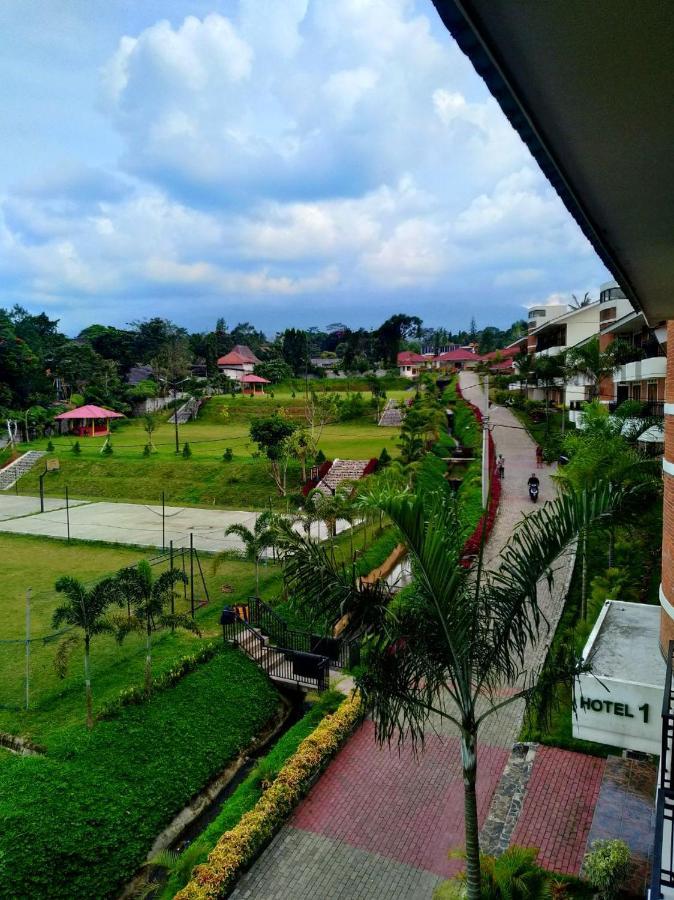 Taman Bukit Palem Resort Bogor Dış mekan fotoğraf
