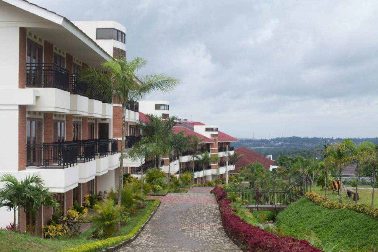 Taman Bukit Palem Resort Bogor Dış mekan fotoğraf