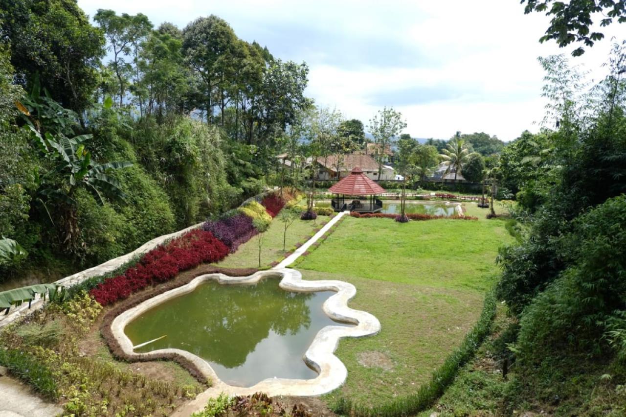 Taman Bukit Palem Resort Bogor Dış mekan fotoğraf