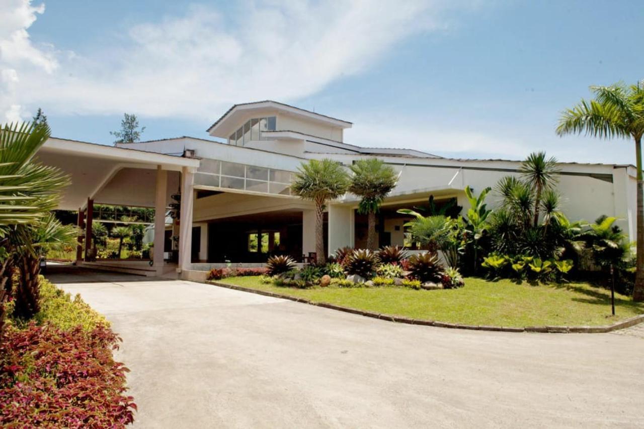 Taman Bukit Palem Resort Bogor Dış mekan fotoğraf